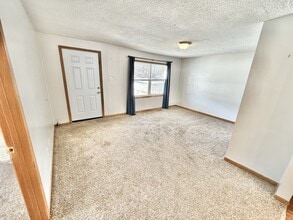 1511 Elmont Rd in Sullivan, MO - Foto de edificio - Building Photo