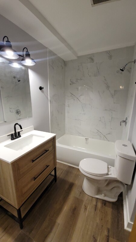 2953 W 71st St-Unit -1R in Chicago, IL - Building Photo - Building Photo