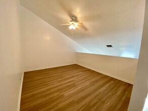 13960 Folkestone Cir in Wellington, FL - Building Photo - Building Photo