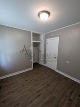 908 E 8th St in Pittsburg, KS - Building Photo - Building Photo