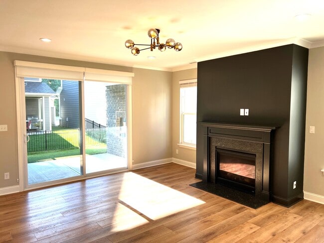 14277 James Dean Dr in Carmel, IN - Foto de edificio - Building Photo