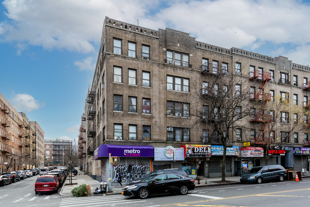 1634-1638 St Nicholas Ave in New York, NY - Foto de edificio