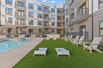 Lenox Burnet in Austin, TX - Building Photo - Building Photo