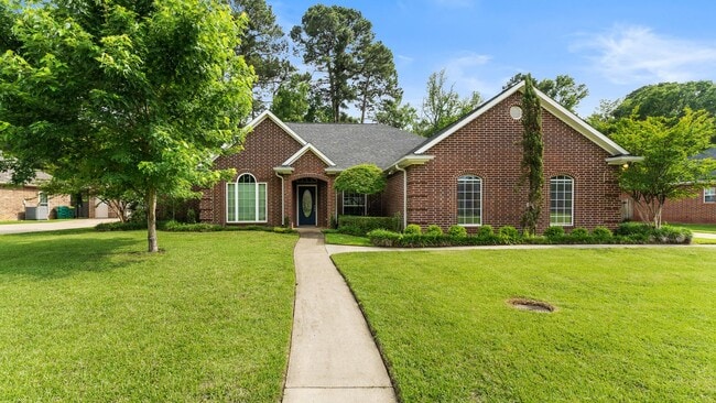 property at 2705 Landon Ln