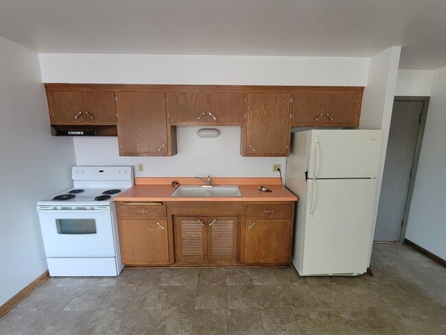 6406 W Lincoln Ave in West Allis, WI - Building Photo - Building Photo