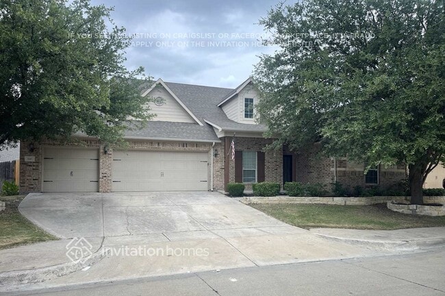property at 1147 Clairemont Ln