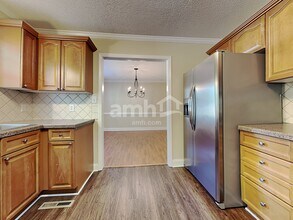 6217 Highland Brook Dr in Clemmons, NC - Building Photo - Building Photo