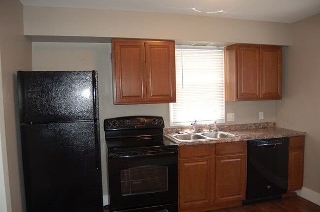 property at 224 S Governor St