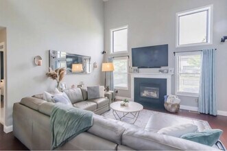 1200 Wilstone Ct in Columbus, OH - Building Photo - Building Photo