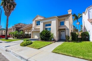 655 Roscoe St in Brea, CA - Building Photo