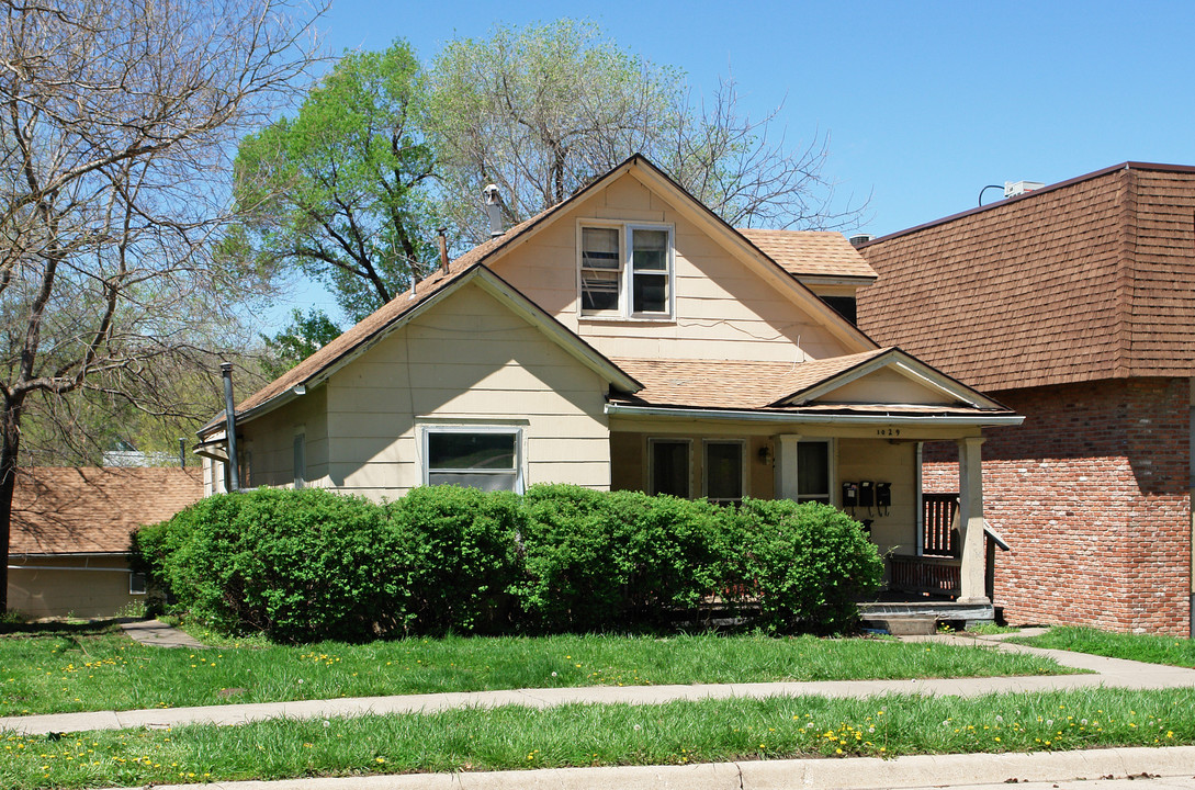 1029 Mississippi St in Lawrence, KS - Building Photo