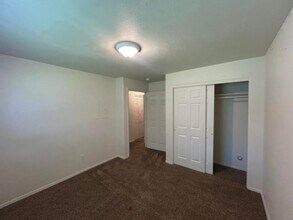 497 Coronado Ct in Clifton, CO - Building Photo - Building Photo
