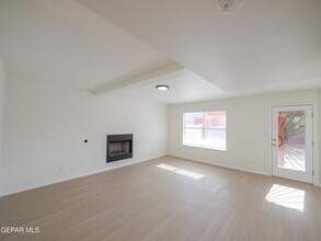 3313 Tierra Yvette Ln in El Paso, TX - Building Photo - Building Photo