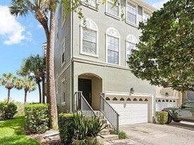 1450 Harbour Walk Rd in Tampa, FL - Building Photo