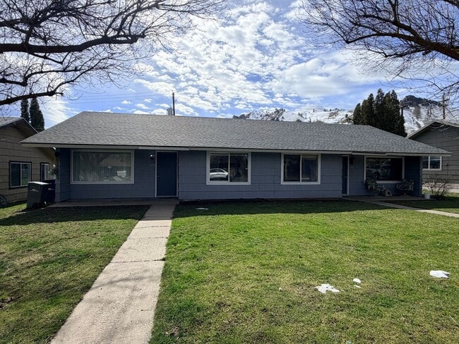 property at 1255 Montana St