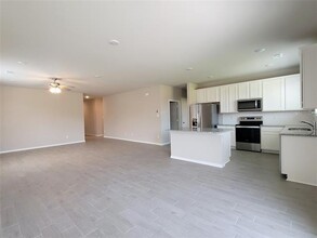 932 Ravenwood Ln in Van Alstyne, TX - Building Photo - Building Photo