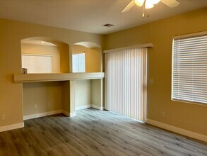 5863 W Poseidon Quest Ct in Las Vegas, NV - Building Photo - Building Photo