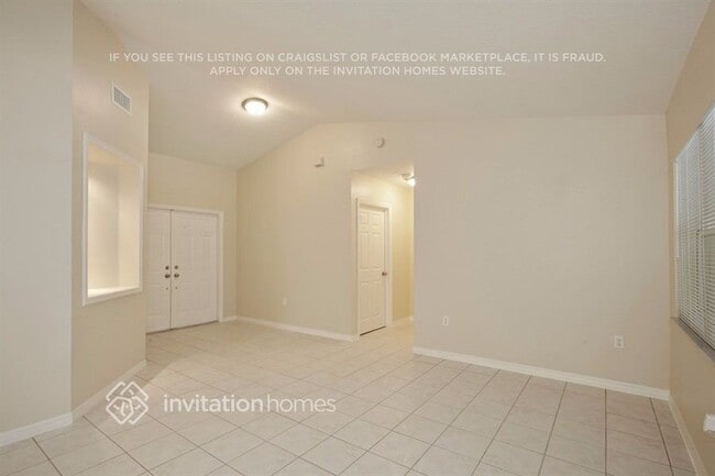 14704 SW 177th Terrace in Miami, FL - Foto de edificio - Building Photo