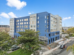 Sango Court in Milpitas, CA - Building Photo - Building Photo