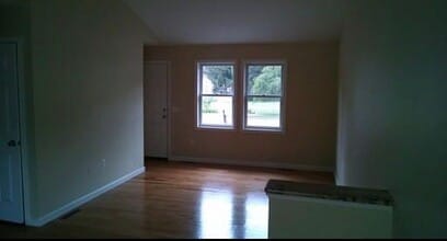 33 Barrison St in Springfield, MA - Building Photo - Building Photo