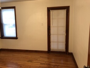 5747 Devonshire Ave in St. Louis, MO - Building Photo - Building Photo