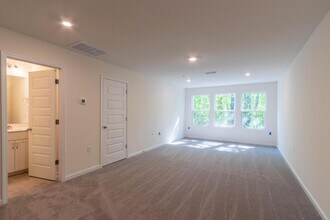 1204 Grenshaw Dr in Morrisville, NC - Building Photo - Building Photo