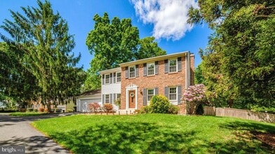 9220 Burnetta Dr in Annandale, VA - Building Photo - Building Photo