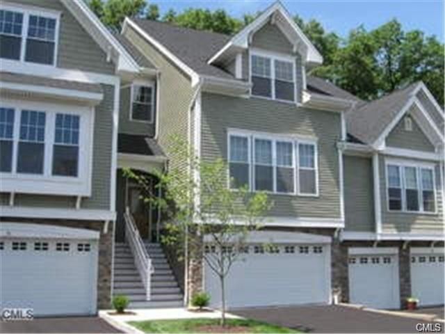 8 Tucker St, Unit 440 in Danbury, CT - Building Photo - Building Photo