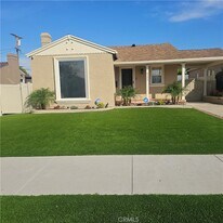 8202 S 3rd Ave in Inglewood, CA - Building Photo