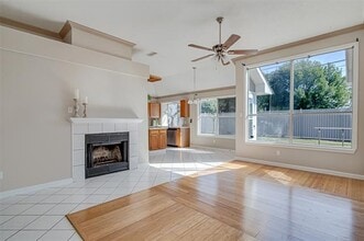 5803 Lakeway Ct in Arlington, TX - Building Photo - Building Photo