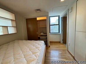 115 Mt Auburn St in Cambridge, MA - Foto de edificio - Building Photo