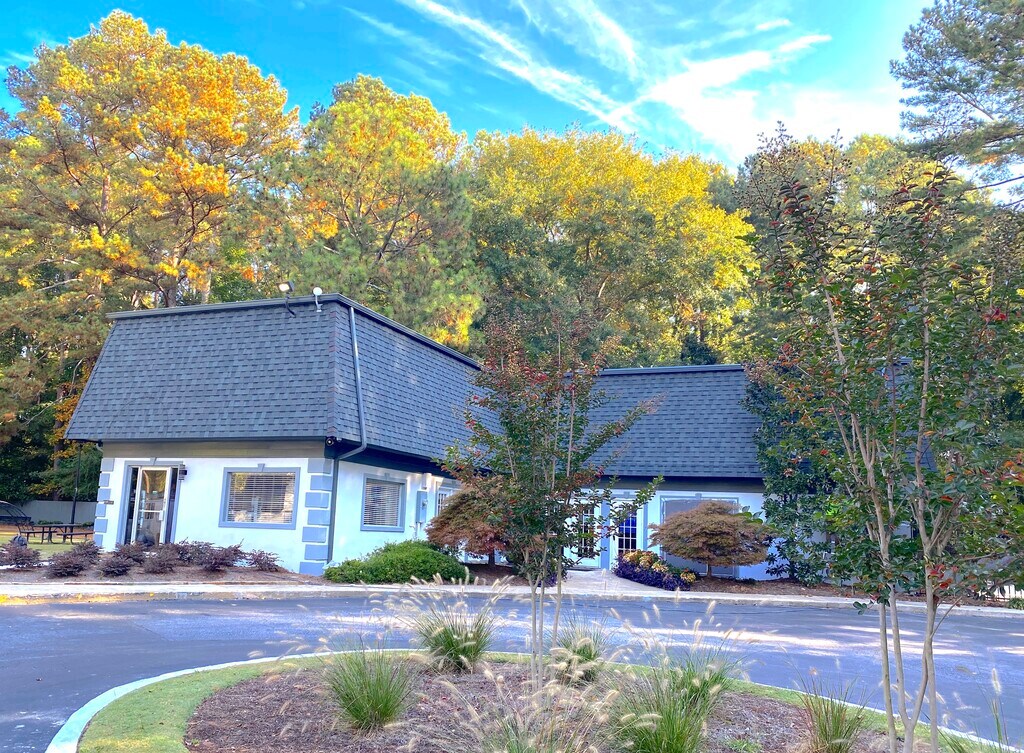 Retreat at Greenbriar Atlanta, GA Apartments