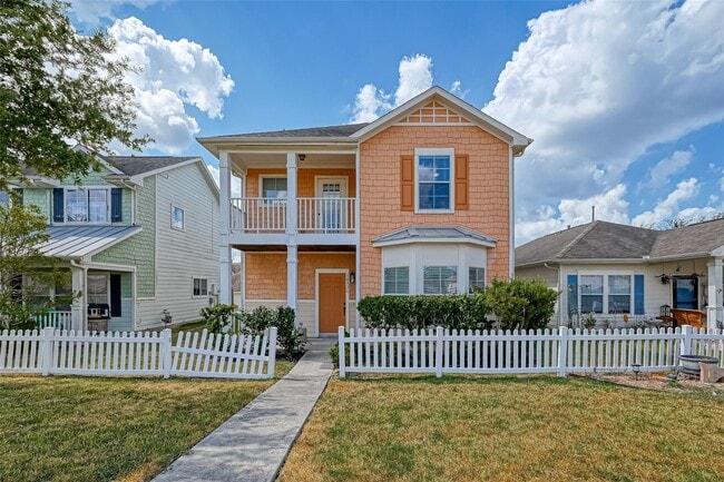 10820 South Lake Mist Lane