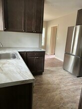 816 N Monroe St in Albion, MI - Building Photo - Building Photo