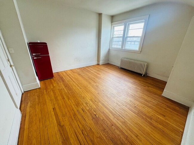 166 2nd Ave in Troy, NY - Foto de edificio - Building Photo