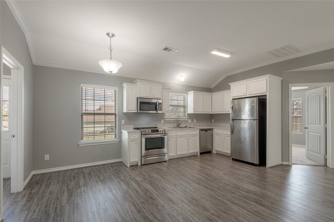 property at 100 Shorewood Dr
