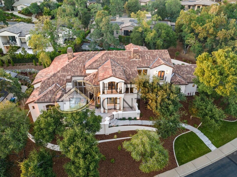 3924 Greenview Dr in El Dorado Hills, CA - Building Photo