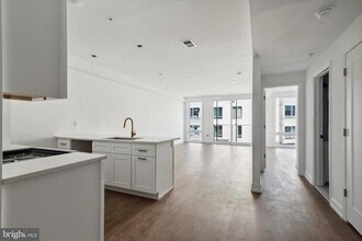 1614 Ridge Ave in Philadelphia, PA - Building Photo - Building Photo