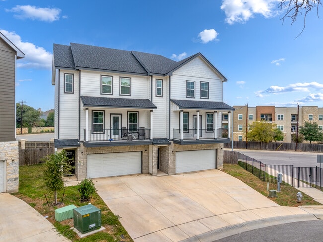 21543 Sir Walter Ln in San Antonio, TX - Building Photo - Building Photo