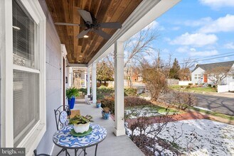 1804 S Oakland St in Arlington, VA - Building Photo - Building Photo