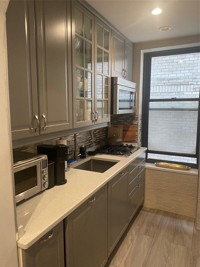 7 Park Ave in New York, NY - Building Photo - Building Photo