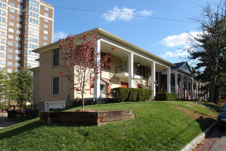 1423 Everett Ave in Louisville, KY - Building Photo - Building Photo