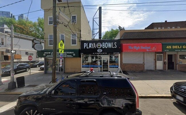 property at 2720 John F. Kennedy Blvd