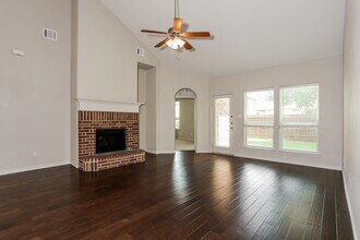 4309 Twinleaf Dr in Crowley, TX - Building Photo - Building Photo
