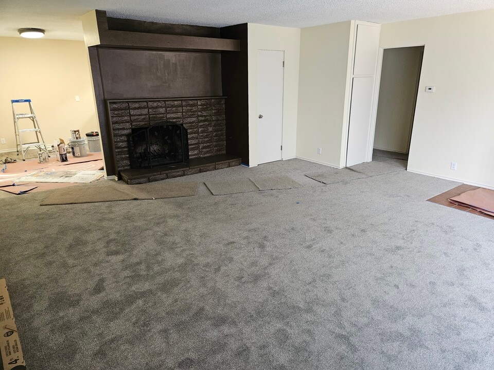 180 W San Jose Ave, Unit 184 in Claremont, CA - Foto de edificio