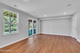 201 Rio Grande Dr in Toms River, NJ - Building Photo - Building Photo