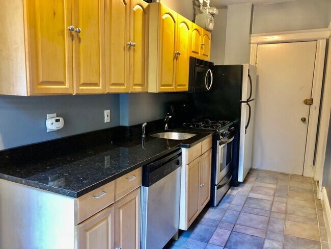 60 Queensberry St photo'