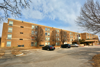 Orval Ray Towers in Oklahoma City, OK - Building Photo - Building Photo