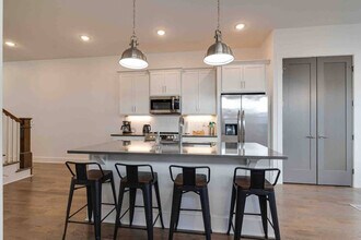 201 Prince Ave-Unit -ID1051704P in Nashville, TN - Foto de edificio - Building Photo