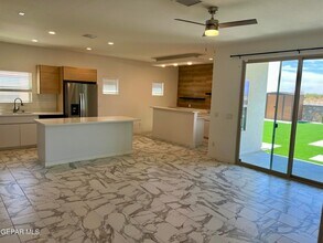14836 John McNeely Ave in El Paso, TX - Building Photo - Building Photo
